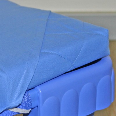 Baumwoll Spannlaken - Farbe: blau - Maße: 160x58cm - Material: 100 % Baumwolle.