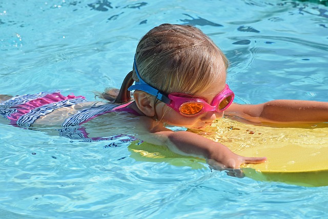 Therapeutische Schwimmen für behinderte Kinder